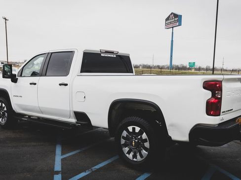 Used 2023 Chevrolet Silverado 2500 Custom w/ Custom Convenience Package image 20