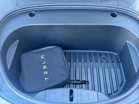 Used 2021 Tesla Model 3 Standard Range Plus image 24