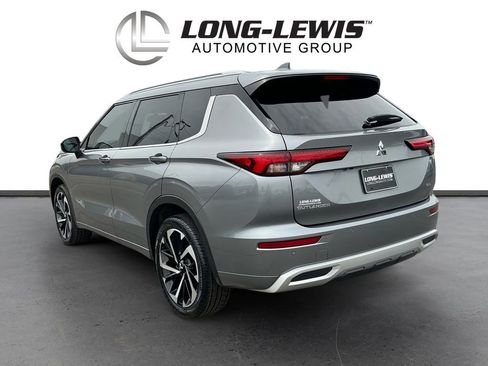 Used 2023 Mitsubishi Outlander SEL FWD image 4