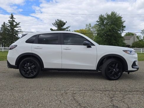 Used 2025 Honda HR-V Sport image 21
