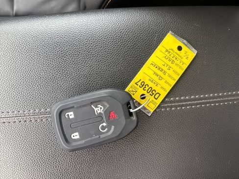 Used 2020 GMC Terrain SLT w/ Preferred Package AWD/4WD image 33