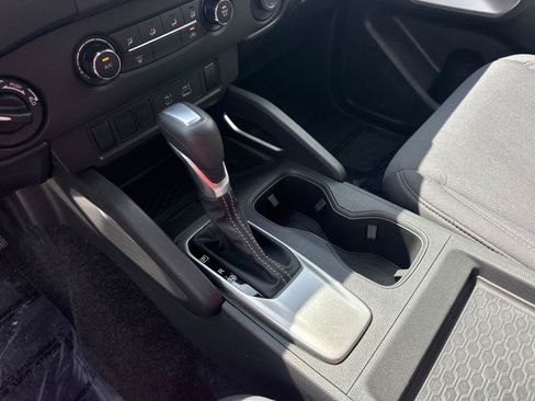 Used 2023 Nissan Frontier SV AWD/4WD image 14