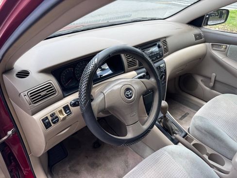 Used 2005 Toyota Corolla CE FWD image 12