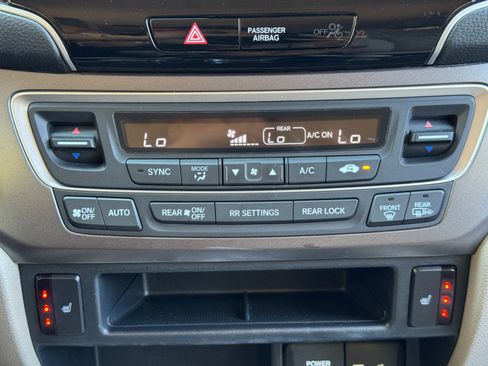 Used 2021 Honda Pilot EX image 27