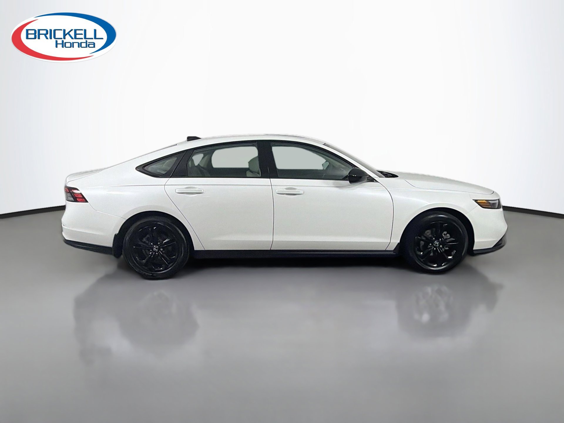Used 2025 Honda Accord SE image 2