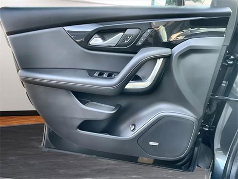 Certified 2019 Chevrolet Blazer Premier w/ Driver Confidence II Package image 23