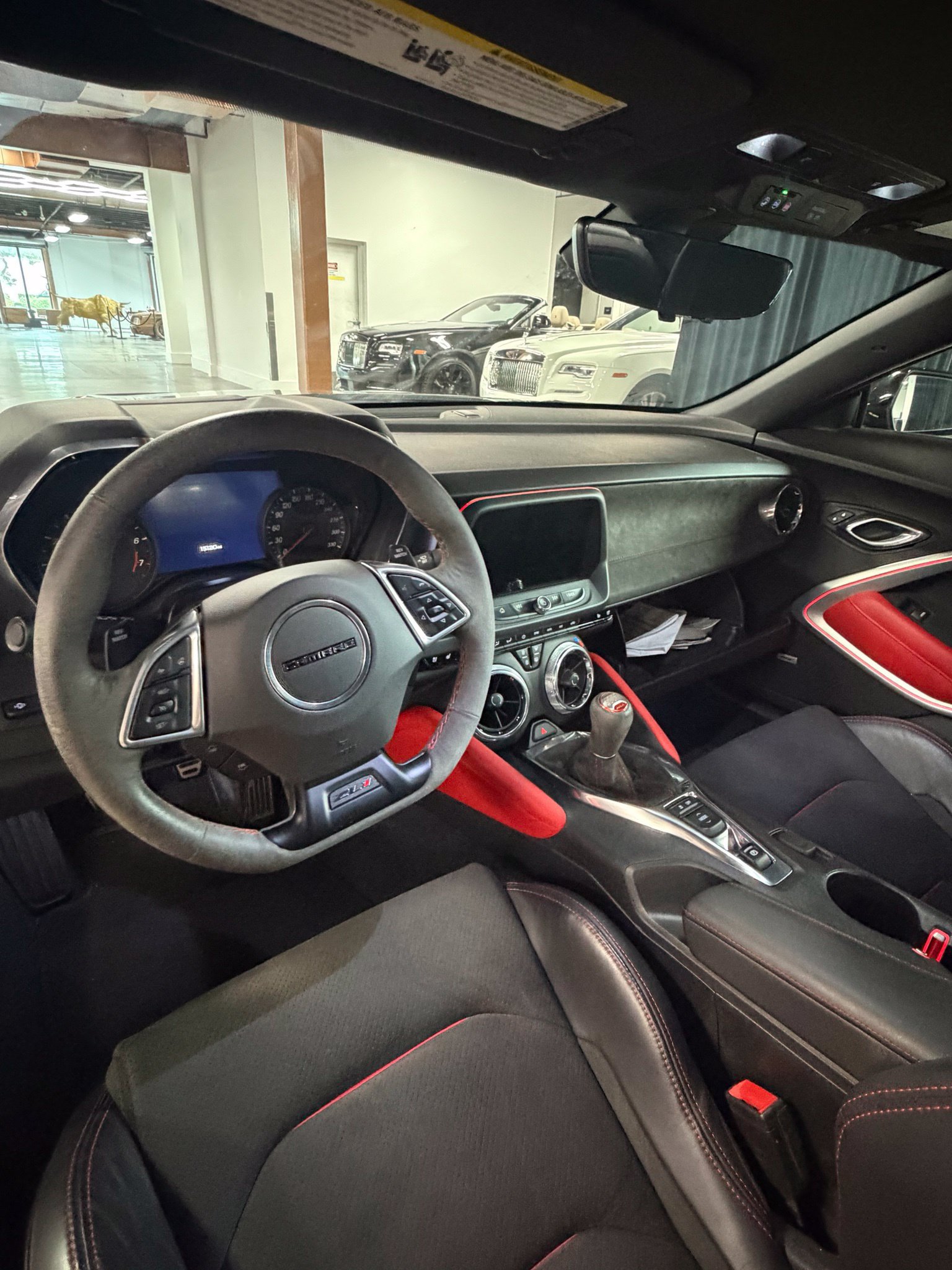 Used 2021 Chevrolet Camaro ZL1 RWD image 9