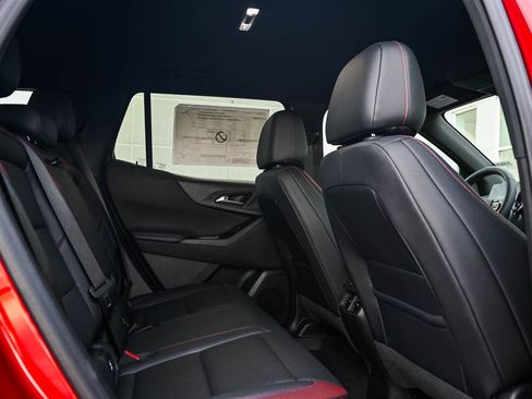 New 2026 Chevrolet Equinox RS w/ Convenience Package III AWD/4WD image 12