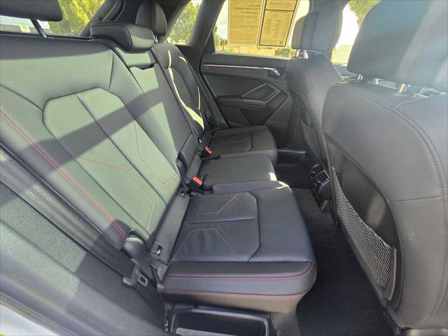 Used 2025 Audi Q3 2.0T Premium Plus w/ Premium Plus Package AWD/4WD image 12