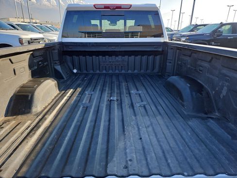 Used 2024 Chevrolet Silverado 3500 High Country w/ Technology Package image 27