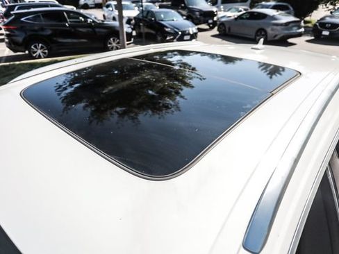 Used 2019 Audi Q8 Premium w/ Convenience Package AWD/4WD image 29
