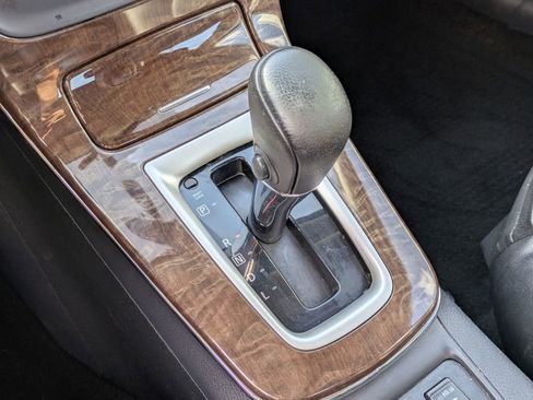 Used 2015 Nissan Sentra SL w/ Navigation Package image 25