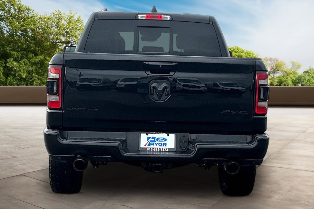 Used 2020 RAM 1500 Limited w/ Black Appearance Package AWD/4WD image 4