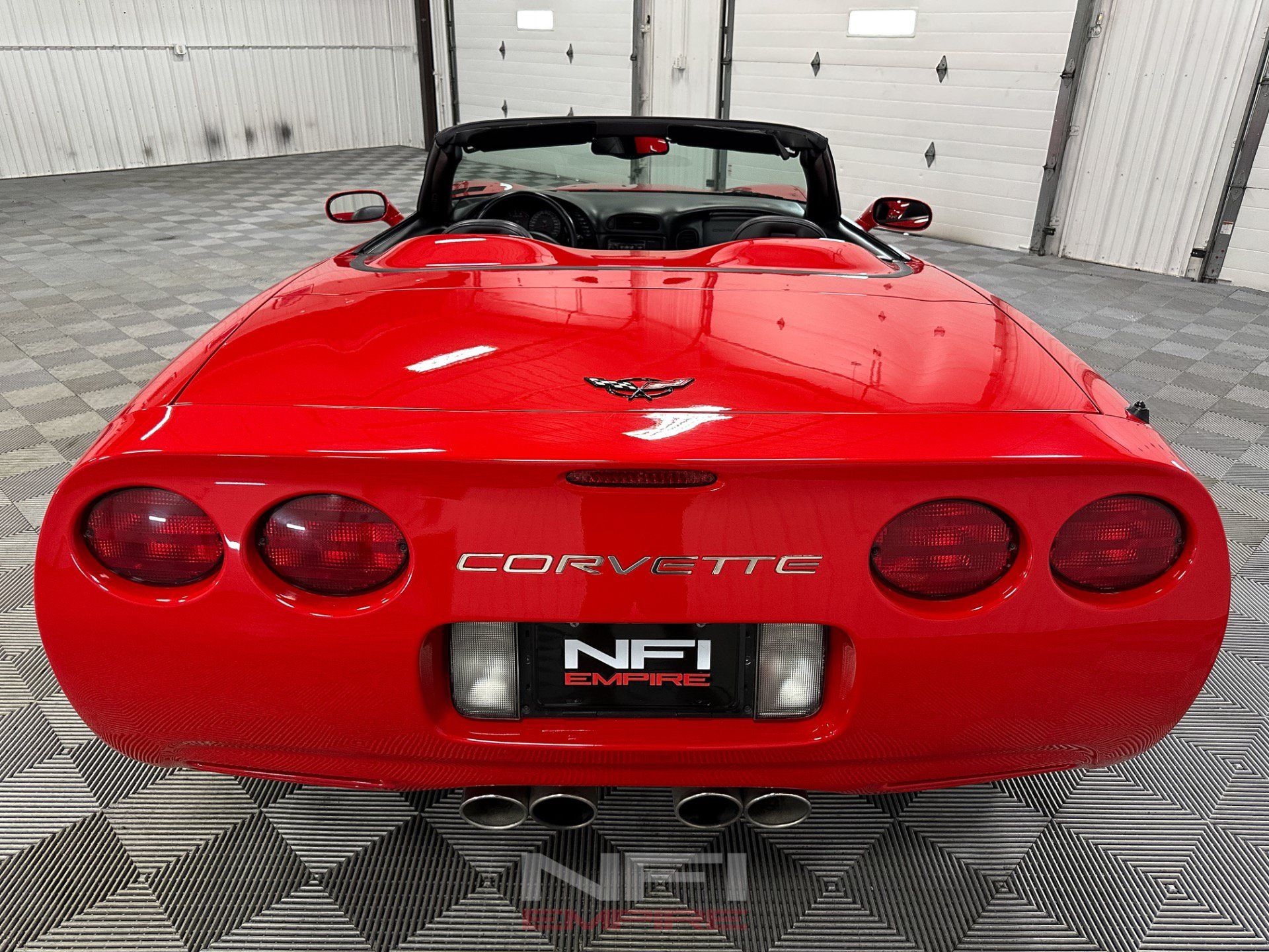 Used 2002 Chevrolet Corvette Coupe w/ Preferred Equipment Group2 RWD image 16