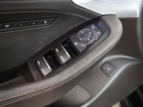Used 2023 Cadillac CT5 Sport RWD image 41
