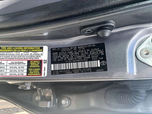 Used 2021 Toyota Camry SE FWD image 30