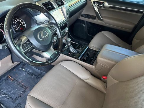 Used 2021 Lexus GX 460 Premium w/ Premium Package AWD/4WD image 11