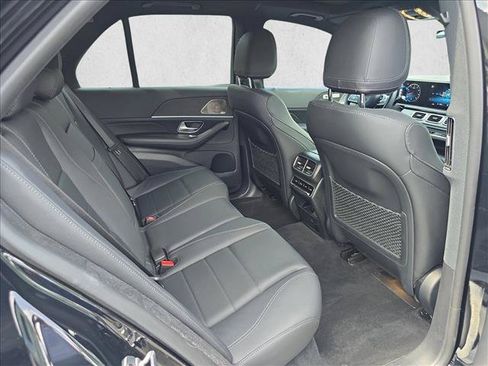 Used 2022 Mercedes-Benz GLE 350 4MATIC image 11