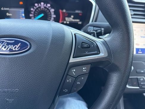 Used 2020 Ford Fusion SE AWD/4WD image 19