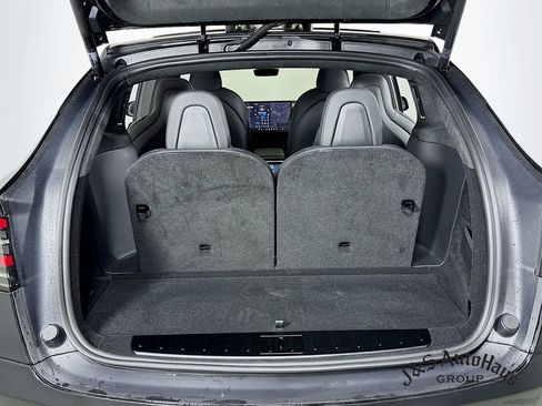 Used 2026 Tesla Model X image 33