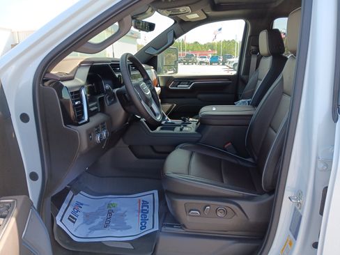 New 2026 GMC Sierra 2500 Denali w/ Denali Reserve Package image 7