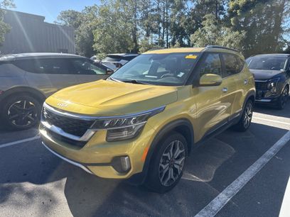 Used 2022 Kia Seltos SX w/ Sunroof Package