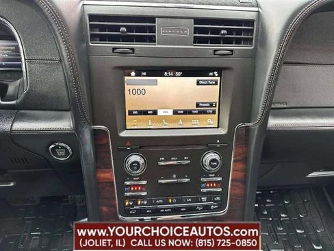Used 2017 Lincoln Navigator Reserve image 10