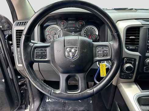 Used 2018 RAM 1500 Big Horn AWD/4WD image 11
