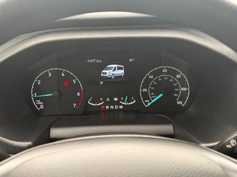 Used 2024 Ford Transit 350 XLT image 11