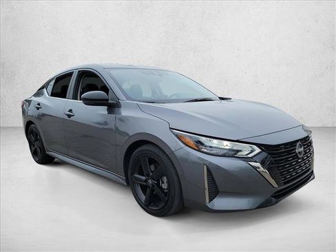 Used 2024 Nissan Sentra SR image 3