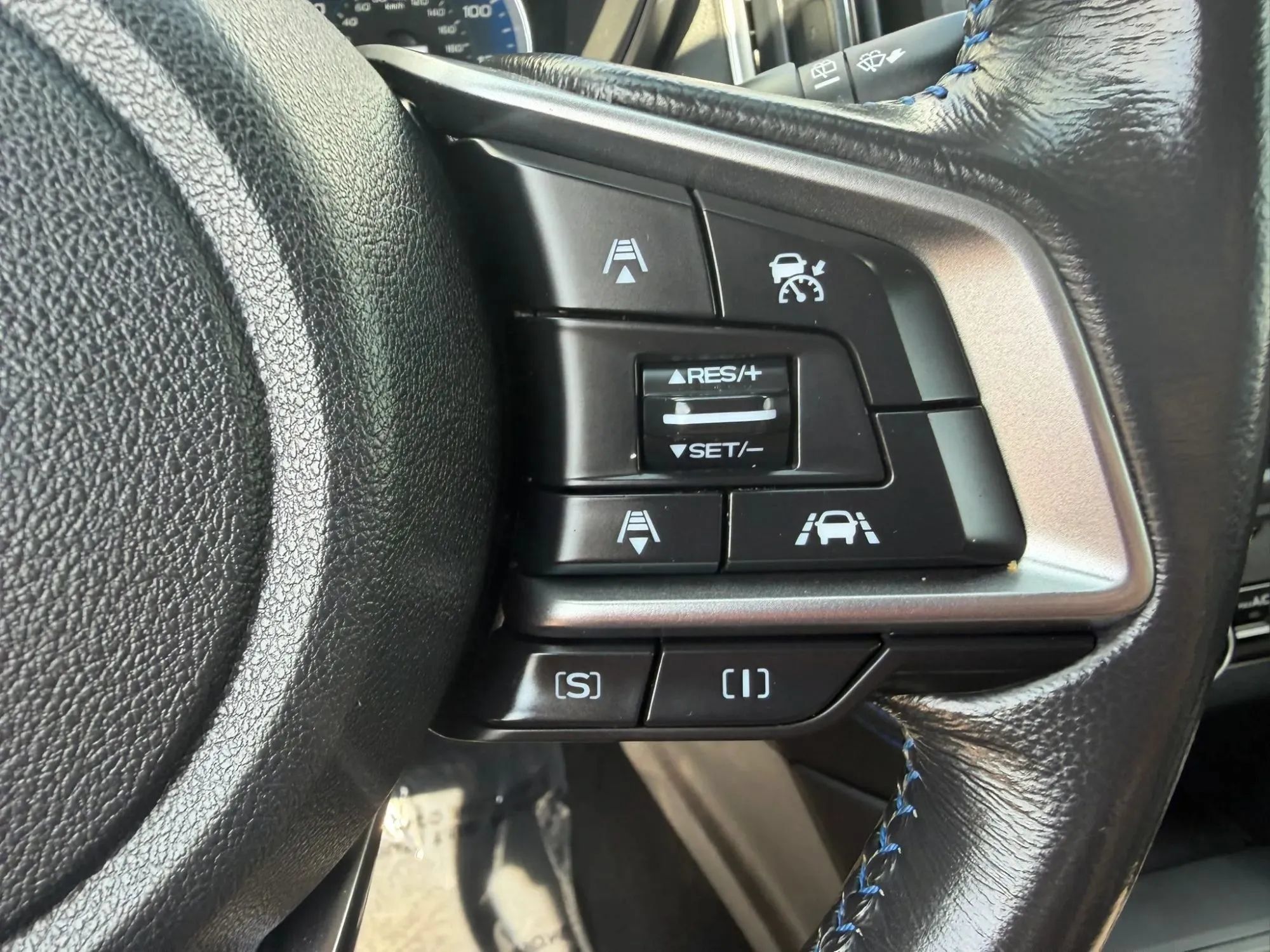 Used 2021 Subaru Crosstrek Hybrid AWD/4WD image 20