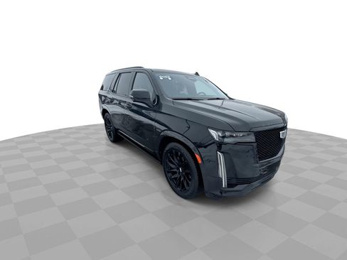 Used 2022 Cadillac Escalade Sport Platinum w/ LPO, ONYX Package image 2