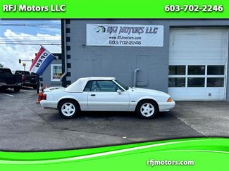 Used 1993 Ford Mustang LX image 1