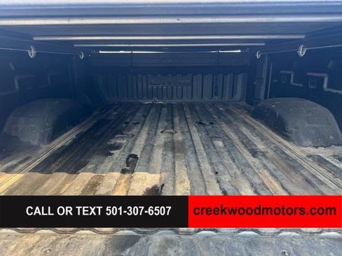 Used 2023 GMC Sierra 2500 SLT w/ SLT Convenience Package AWD/4WD image 17
