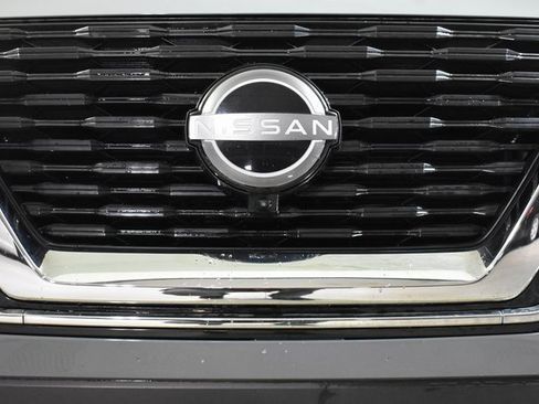 Certified 2023 Nissan Rogue SL w/ SL Premium Package image 40