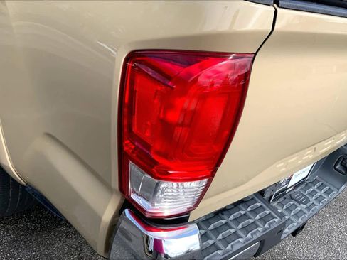 Used 2017 Toyota Tacoma SR5 w/ Tow Package image 27