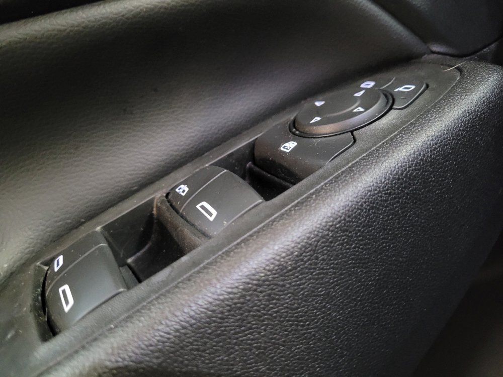 Used 2020 Chevrolet Equinox LT FWD image 27
