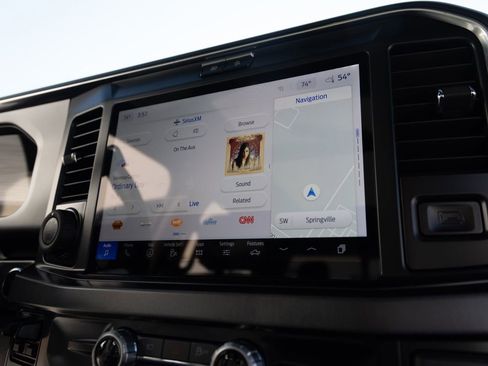 Used 2025 Ford F350 Platinum AWD/4WD image 44