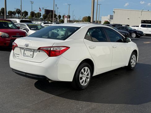 Used 2015 Toyota Corolla L image 9