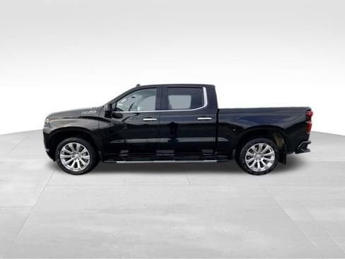 Used 2020 Chevrolet Silverado 1500 High Country w/ Technology Package image 3