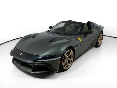 Used 2026 Ferrari 12Cilindri Spider RWD image 25