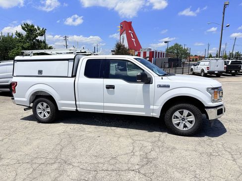 Used 2020 Ford F150 XLT RWD image 2