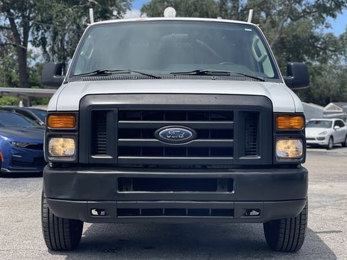 Used 2009 Ford E-250 and Econoline 250 Extended RWD image 7