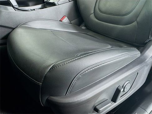 Used 2022 Hyundai Santa Cruz Limited image 19