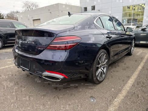 Used 2026 Genesis G70 2.5T image 3