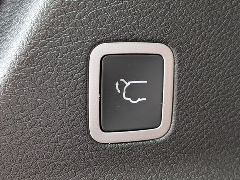 New 2026 Chrysler Pacifica Select image 14