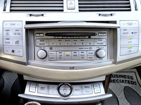 Used 2008 Toyota Avalon Limited FWD image 29