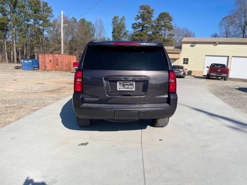 Used 2017 Chevrolet Tahoe LT RWD image 9