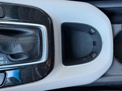 Used 2017 Hyundai Ioniq SEL image 22