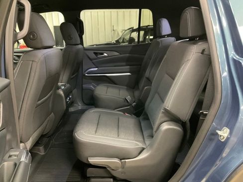 Certified 2026 Chevrolet Traverse LT w/ Driver Confidence Package image 24